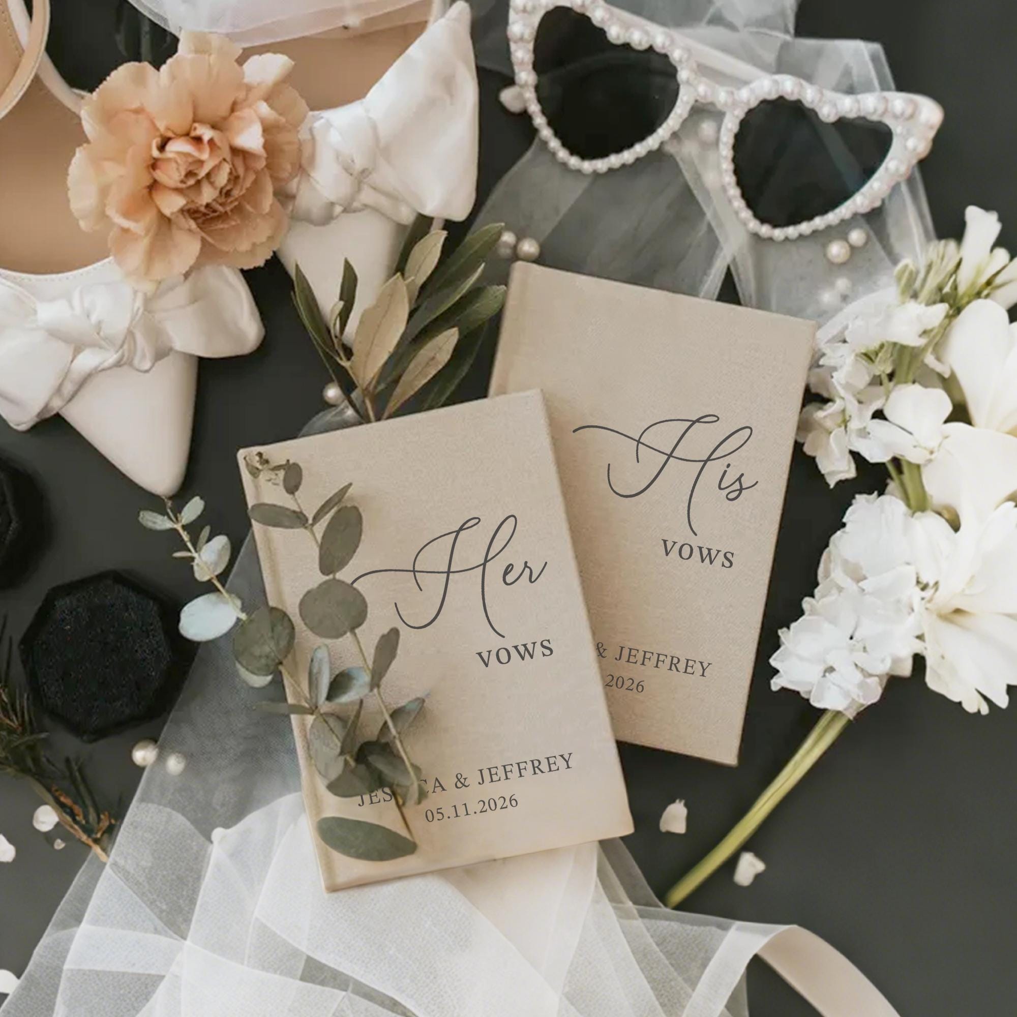 Custom Linen Wedding Vow Books - огляд і ціна Photography Book