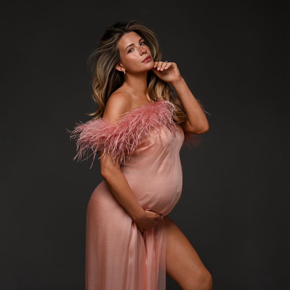 Elegant Feather Maternity Dres - огляд і ціна Photography Club